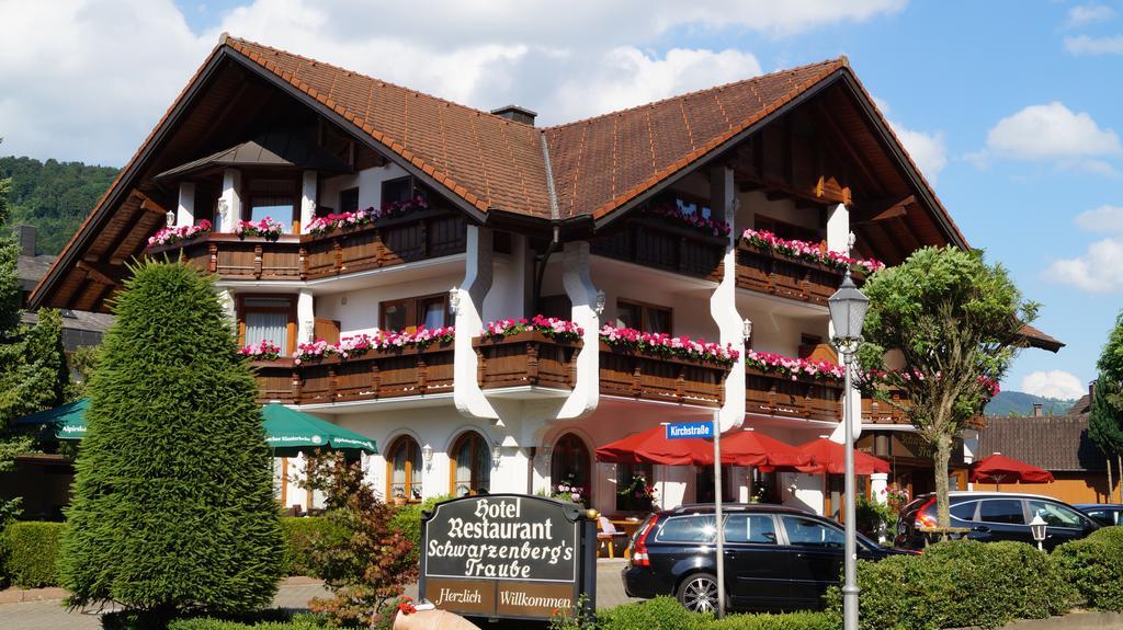 Hotel Schwarzenbergs Traube Glottertal Exteriér fotografie