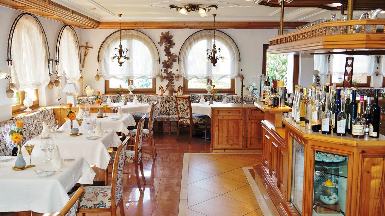 Hotel Schwarzenbergs Traube Glottertal Exteriér fotografie